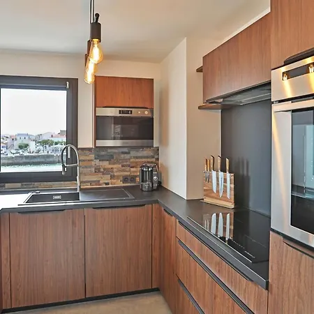 Vue Panoramique Mer Et Chenal Meme De La Chambre Ascenseur 50M2 Situation Ideale En Option Garage Ferme Prive Les Sables-dʼOlonne