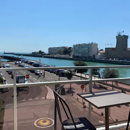 Appartement Vue Panoramique Mer Et Chenal Meme De La Chambre Ascenseur 50M2 Situation Ideale En Option Garage Ferme Prive Les Sables-dʼOlonne