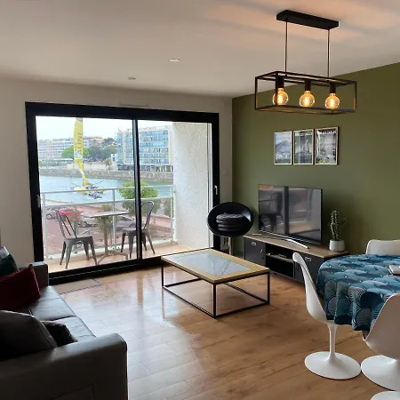 Apartamento Vue panoramique mer et chenal même de la chambre 50m2 refait à neuf situation idéale en option garage fermé privé Les Sables-dʼOlonne